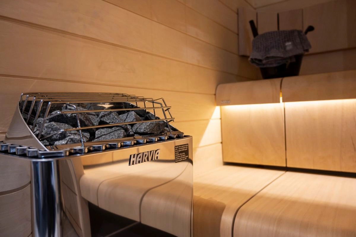 Auris One Luxury Outdoor Cedar Sauna